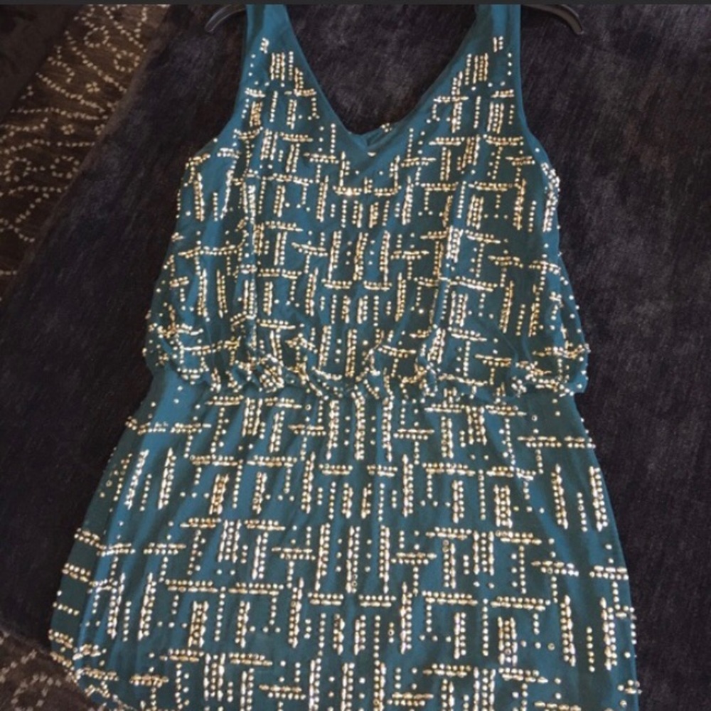 🎄Cocktail stunner! 🎄